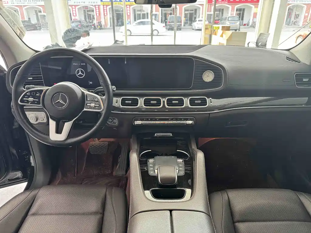 Mercedes-Benz GLE 2023 — фото 6