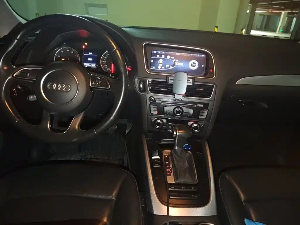 Audi Q5 2015 — фото 13