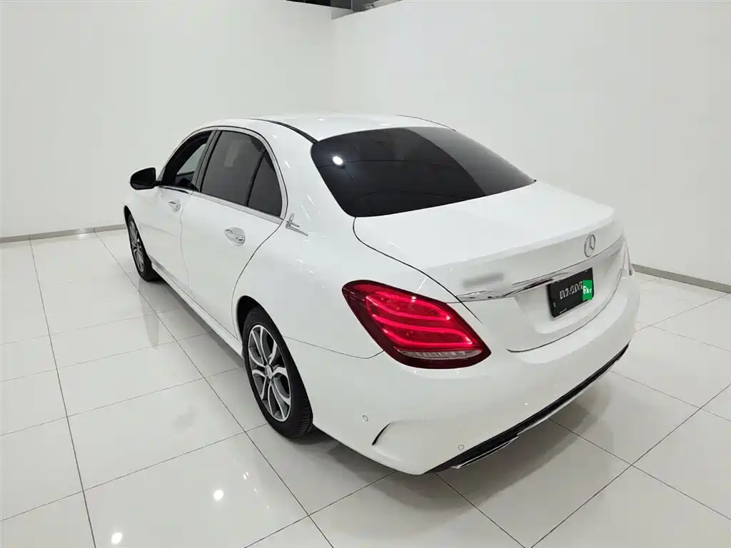 Mercedes-Benz C-Class 2015 — фото 23