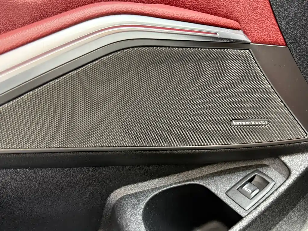 BMW 3 Series 2022 — фото 13