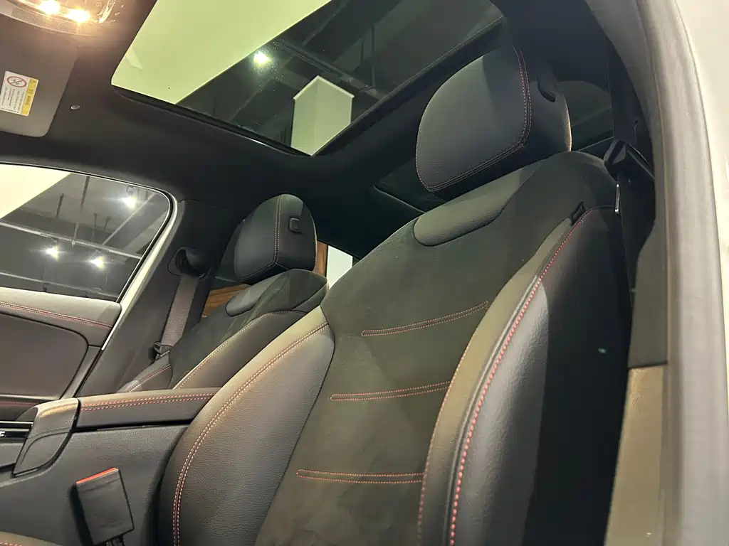 Mercedes-Benz A-Class 2024 — фото 10