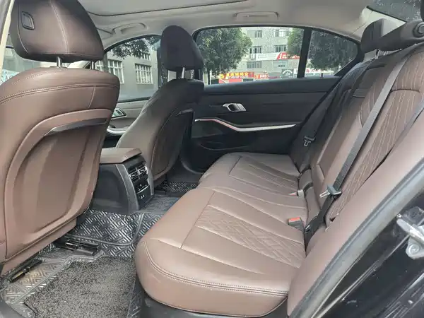 BMW 3 Series 2024