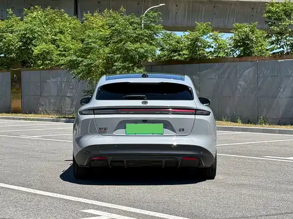 NIO ET5T 2023