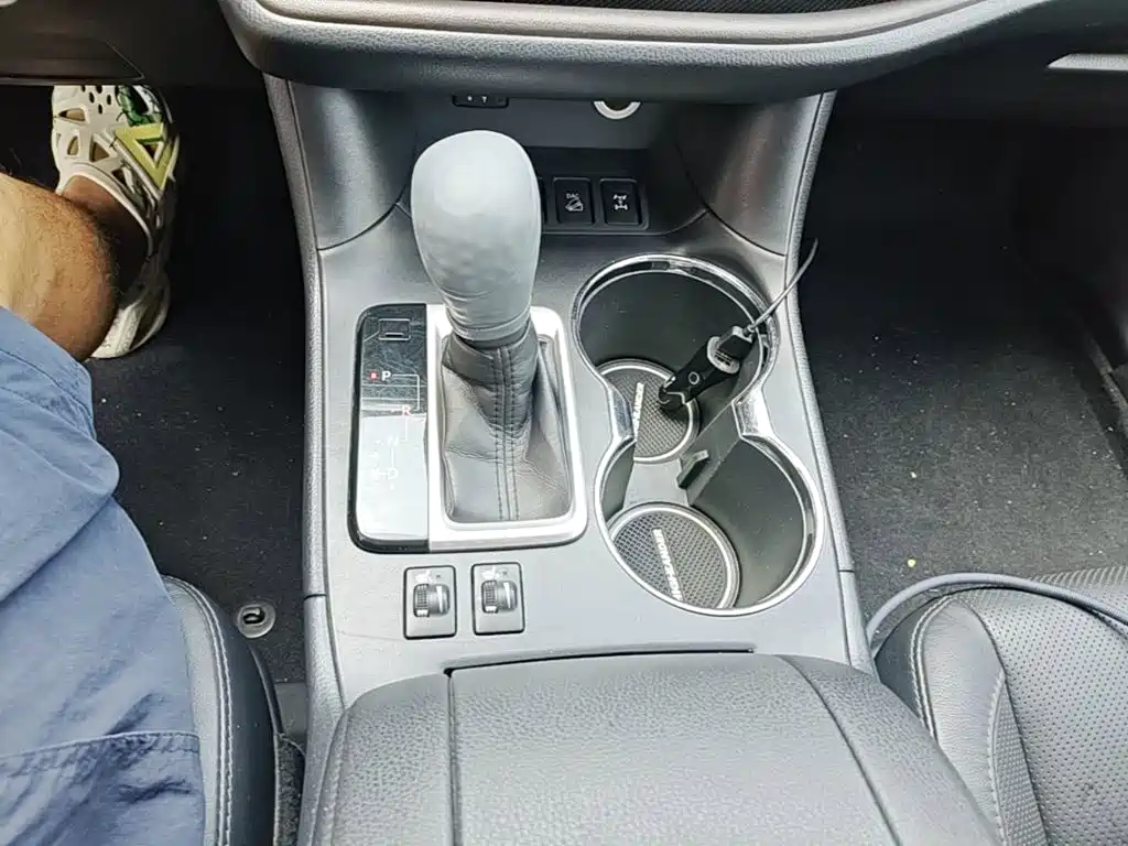 Toyota Highlander 2015 — фото 14