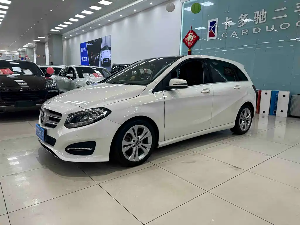 Mercedes-Benz B-Class 2018 — фото 2