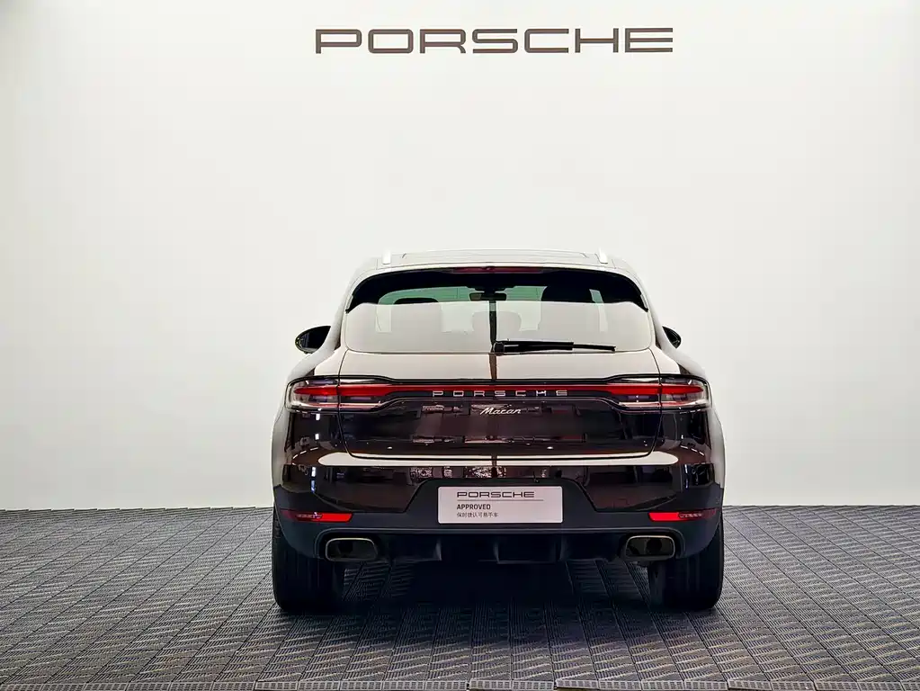 Porsche Macan 2021