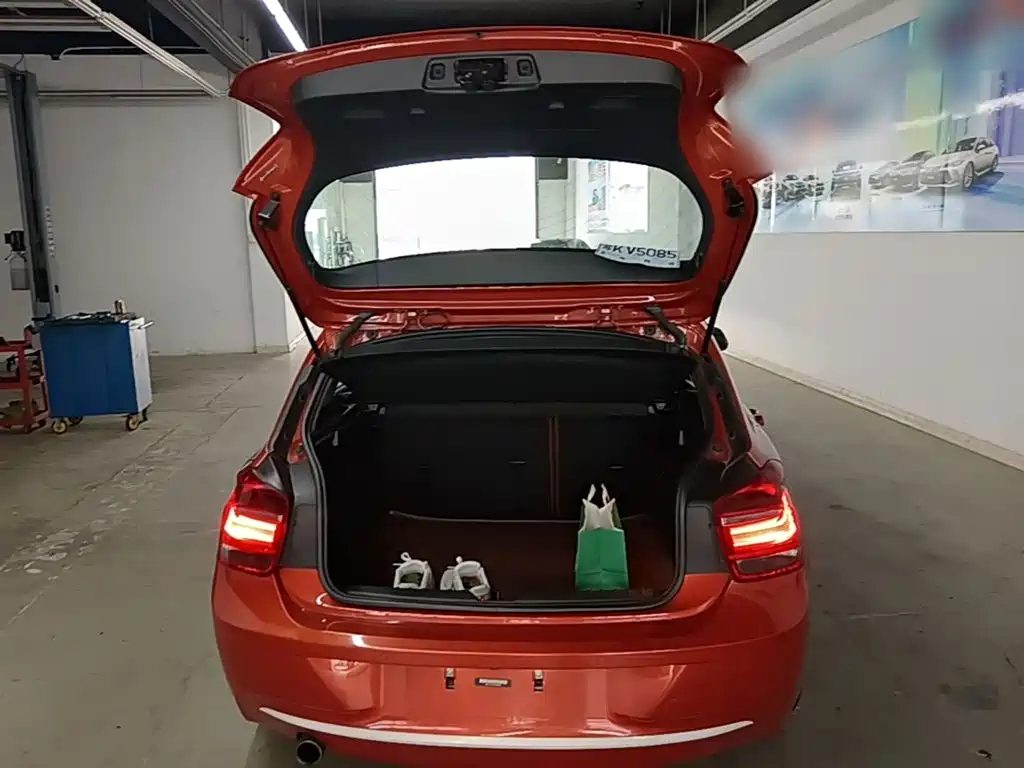 BMW 1 Series 2014 — фото 19