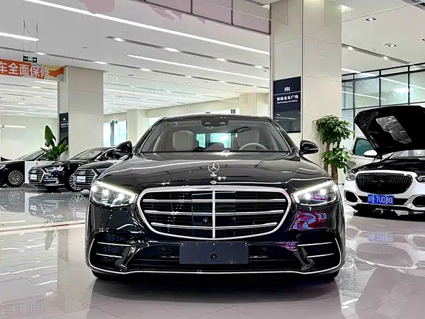 Mercedes-Benz S-Class 2021