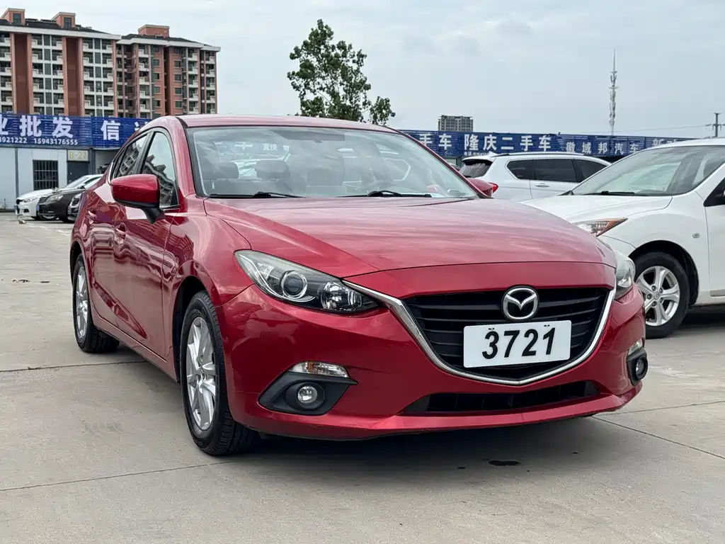 Mazda 3 Axela 2016