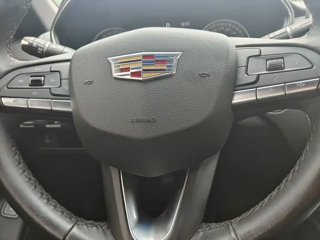 Cadillac CT5 2020 — фото 9