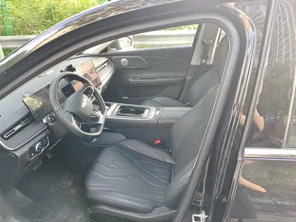 Chery Fengyun A8L 2025