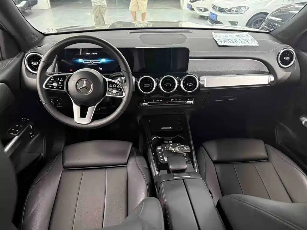 Mercedes-Benz GLB 2021 — фото 9