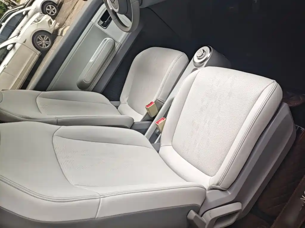 Wuling Air ev Clear Sky 2023 — фото 25