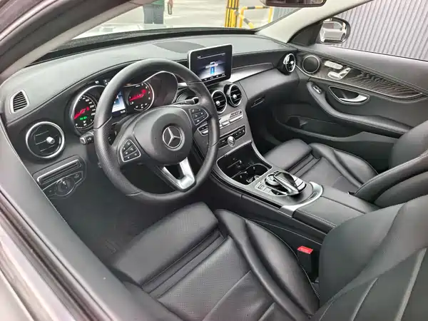 Mercedes-Benz C-Class 2018