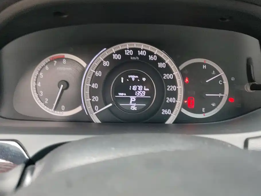 Honda Accord 2016 — фото 14
