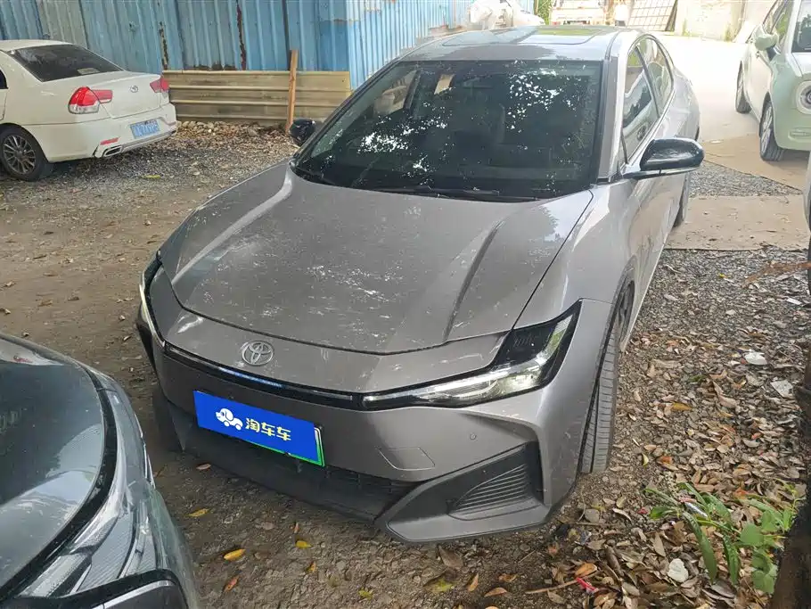 Toyota bZ3 2025