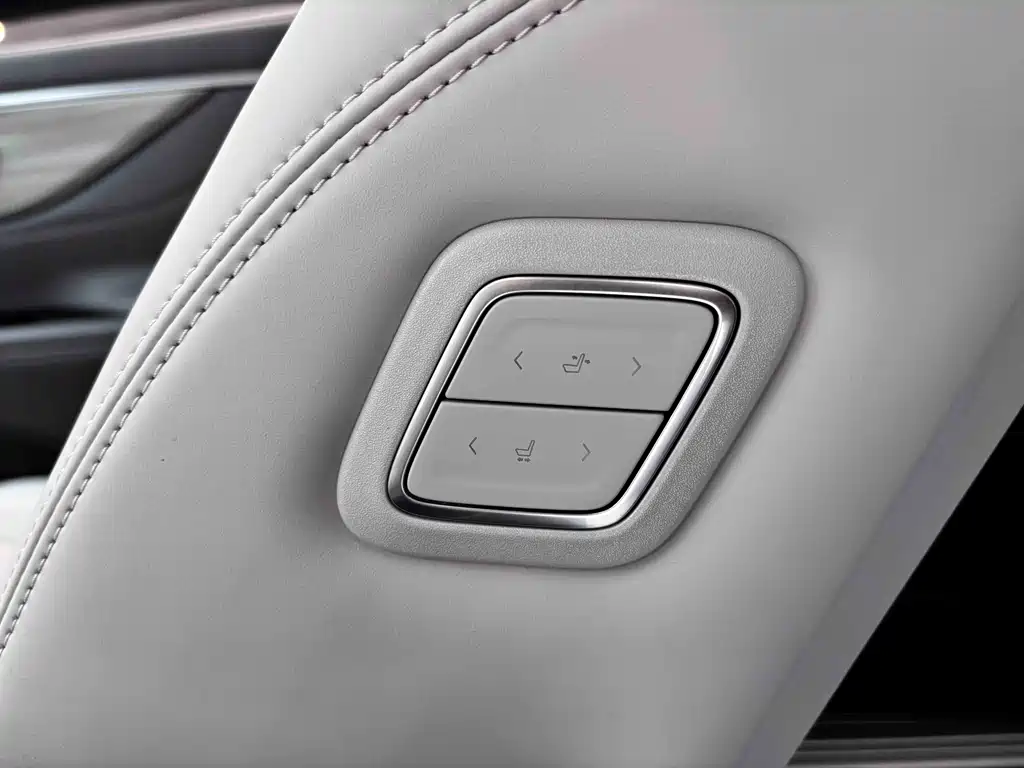 Buick GL8 2025 — фото 15