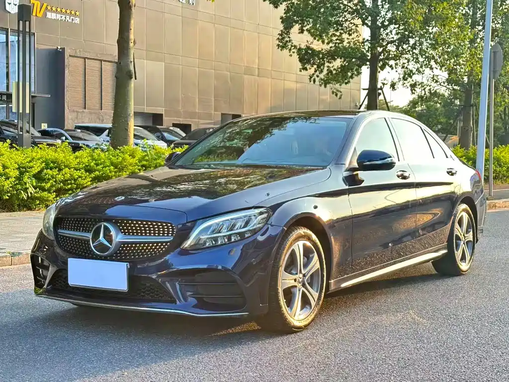 Mercedes-Benz C-Class 2020