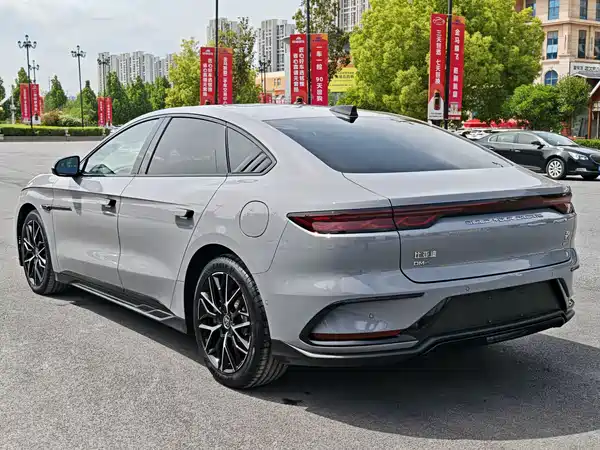 BYD Han 2025