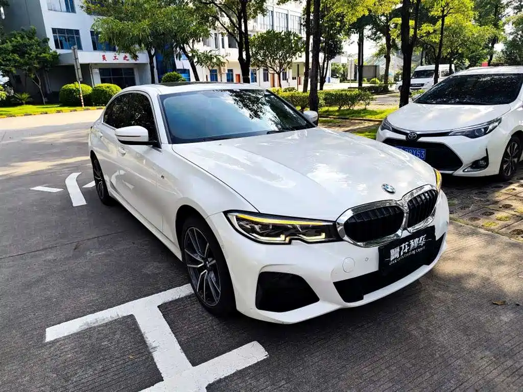 BMW 3 Series 2021