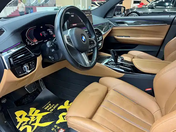 BMW 6 Series GT 2024