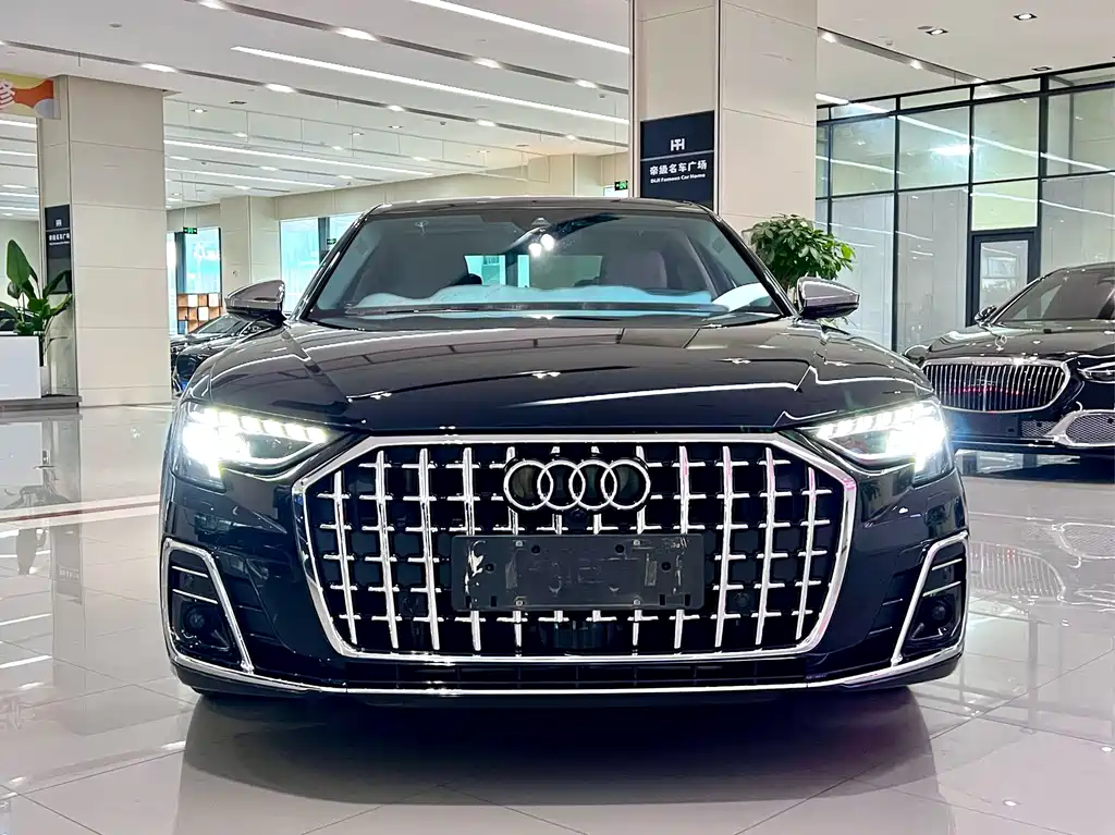 Audi A8 2024