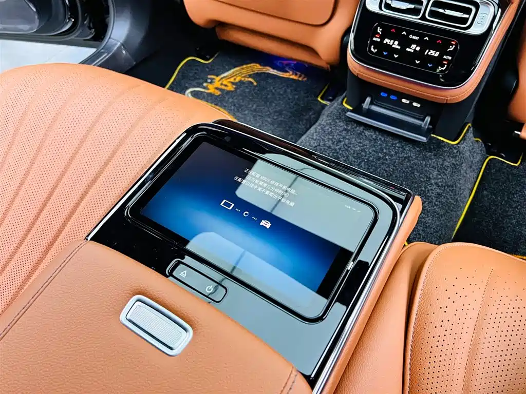 Mercedes-Benz S-Class 2025 — фото 17