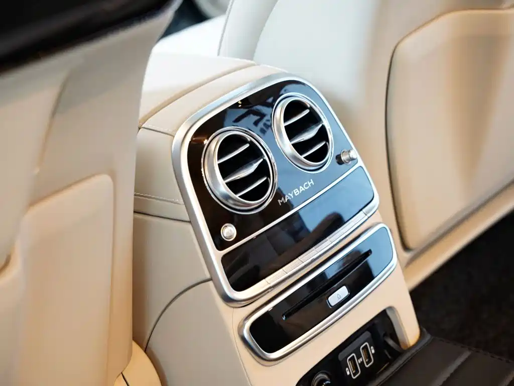 Mercedes-Benz Maybach S-Class 2018 — фото 37