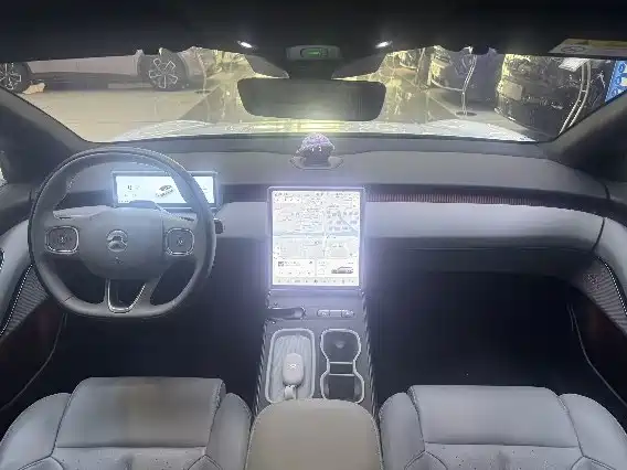 NIO ET5T 2025