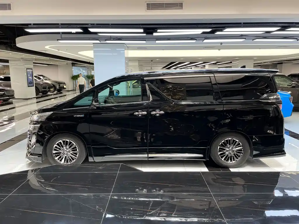 Toyota Vellfire 2020