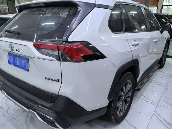 Toyota RAV4 2023