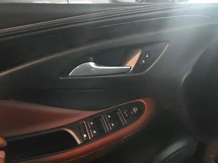 Buick Envision Plus 2016