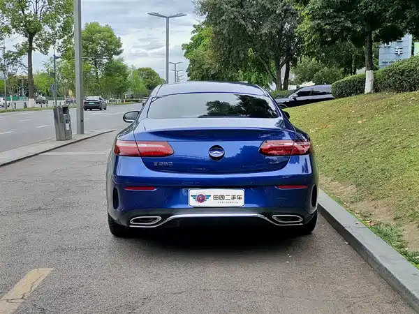 Mercedes-Benz E-Class 2021