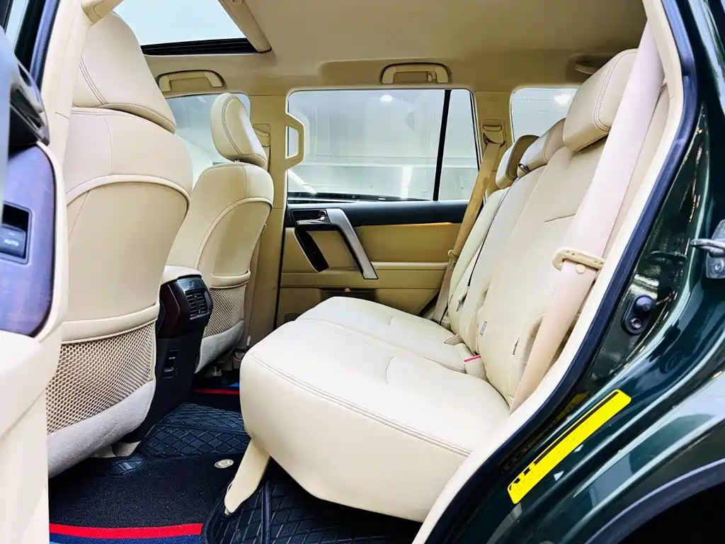Toyota Prado 2016 — фото 15