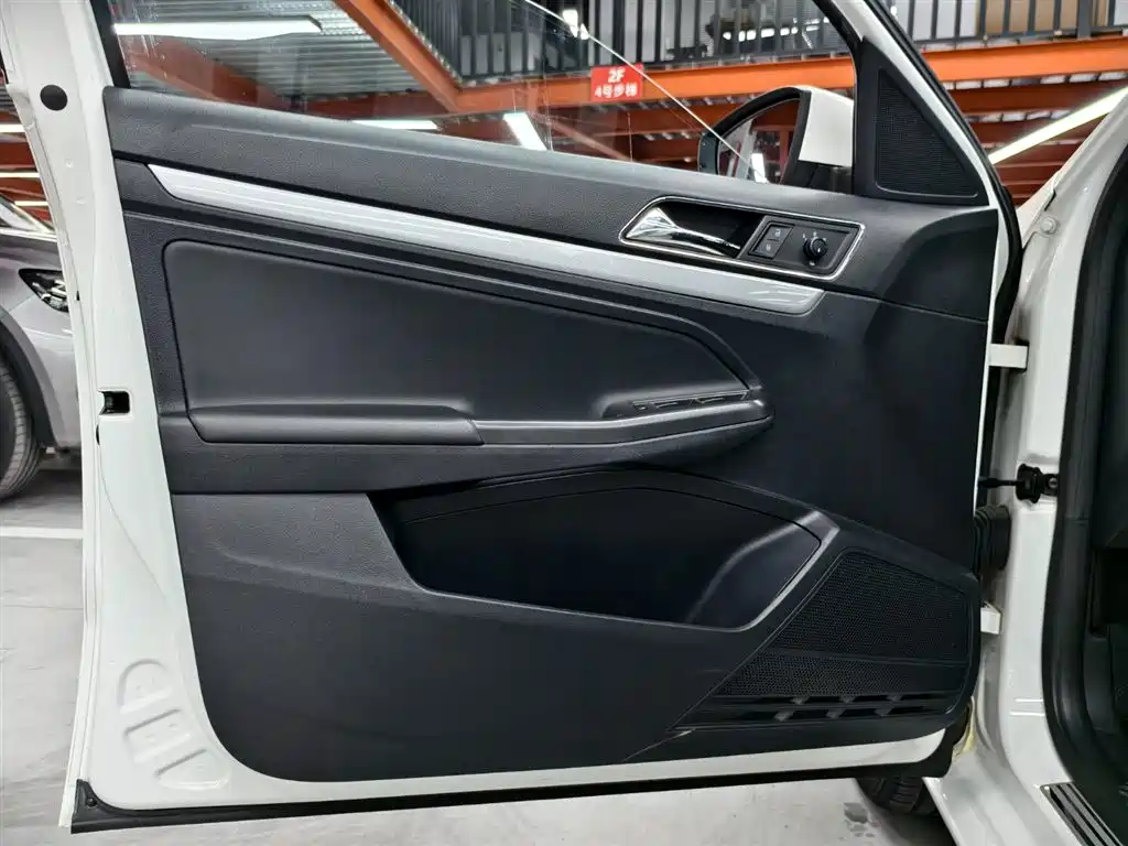 Volkswagen Gran Lavida 2018 — фото 18