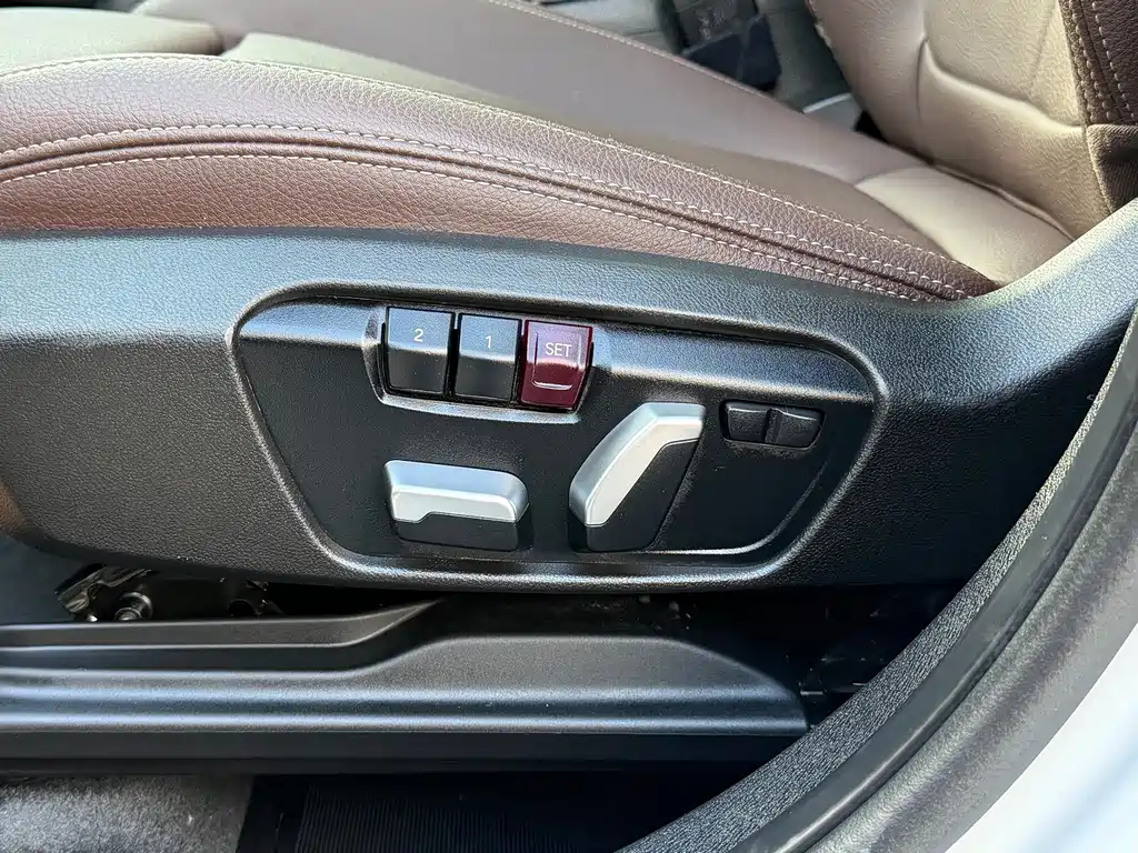 BMW X1 2022 — фото 12