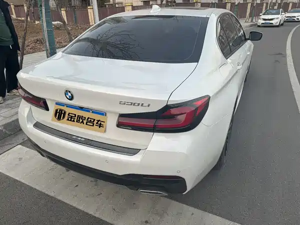 BMW 5 Series 2023