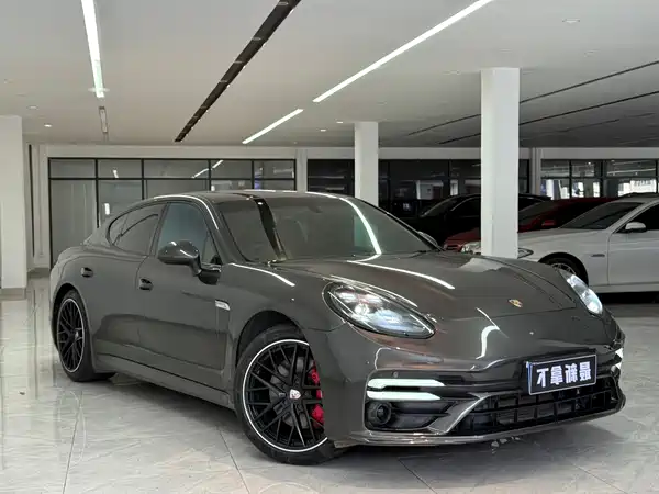 Porsche Panamera 2012