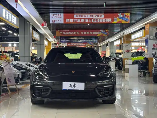 Porsche Panamera 2022