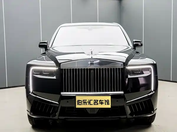 Rolls-Royce Cullinan 2025