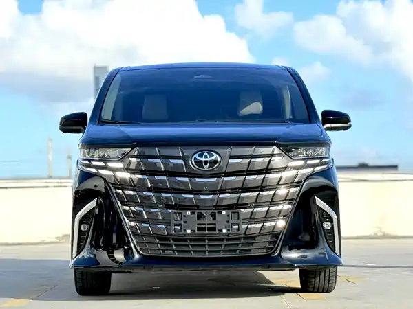 Toyota Alphard 2024