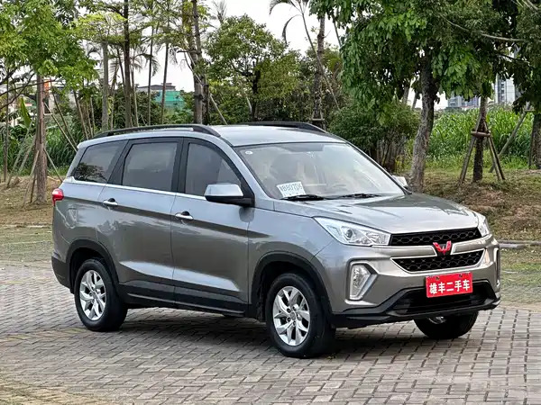 Wuling Hongguang S3 2019