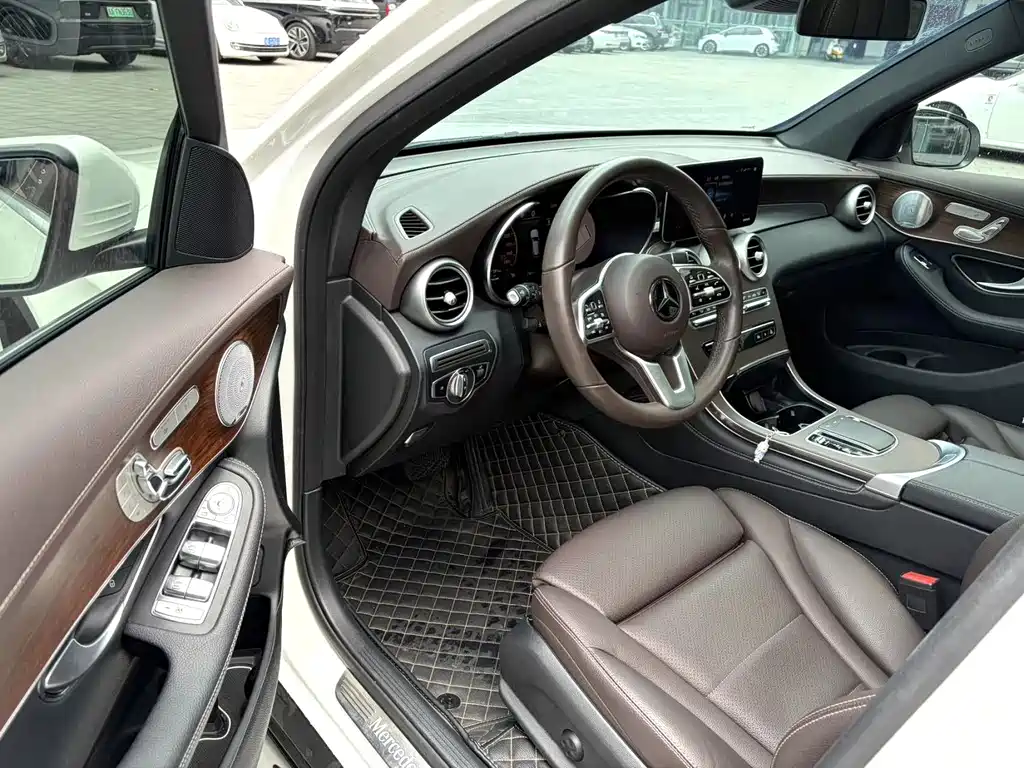 Mercedes-Benz GLC 2020