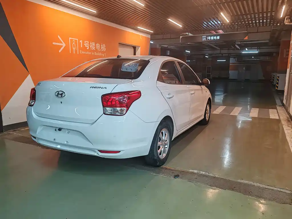 Hyundai Verna 2019 — фото 9
