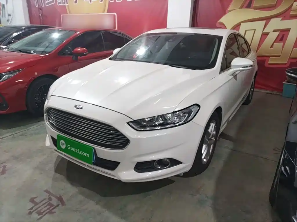 Ford Mondeo 2015 — фото 1