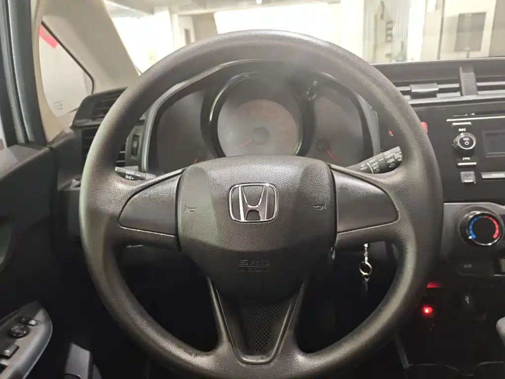 Honda Fit 2016 — фото 14