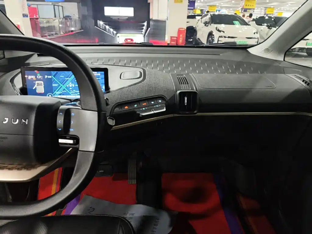 Baojun Kiwi EV 2022 — фото 13