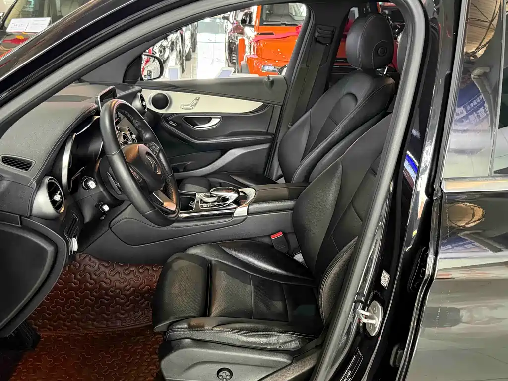 Mercedes-Benz GLC 2016