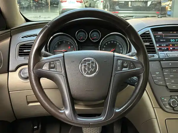 Buick Regal 2010