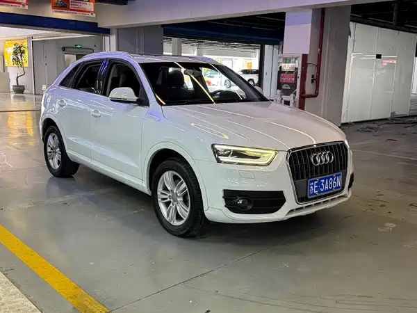 Audi Q3 2015